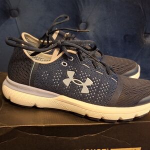 Under Armour Navy Blue Athletic Shoes